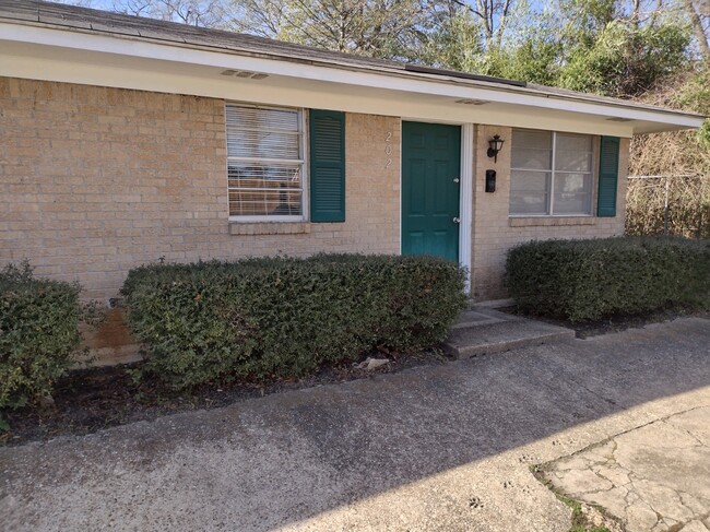 202 W. Line Ave - 202 W Line Ave Apartamentos Unidad 202