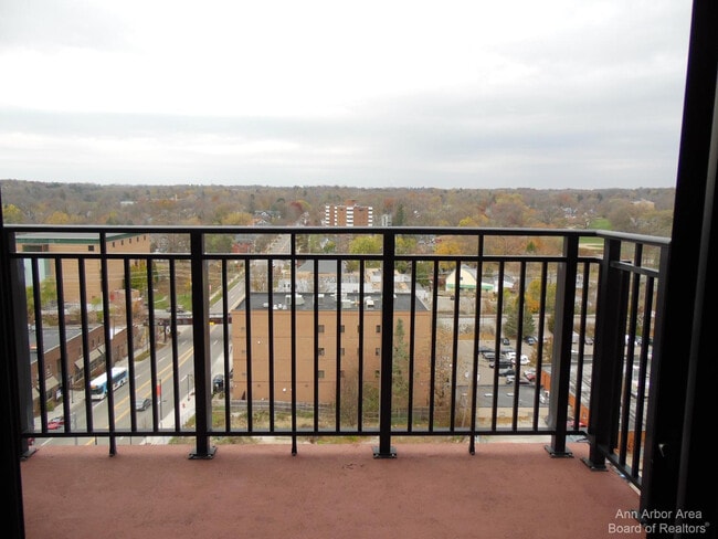 111 N Ashley St Unit 901