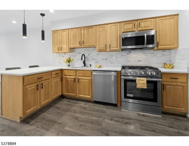 Photo - 22 Maddaket Ct