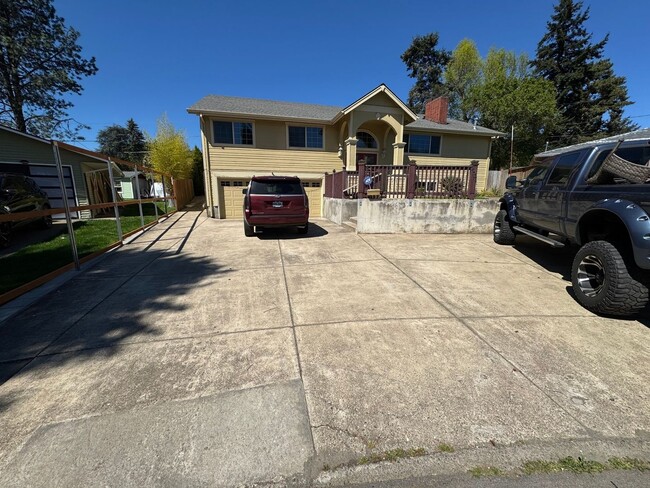 Spacious 4BR House in Beaverton - Spacious 4BR House in Beaverton