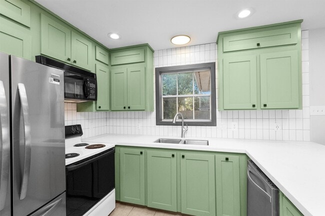Photo - 420 Foster St