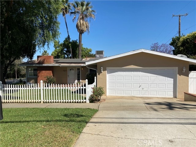 727 E Palm Ave