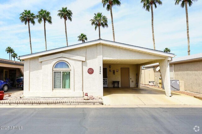 Building Photo - 6066 S Oakmont Dr Rental