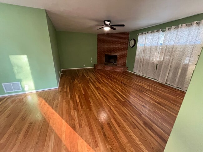 Photo - Cozy Home for rent in Tulare