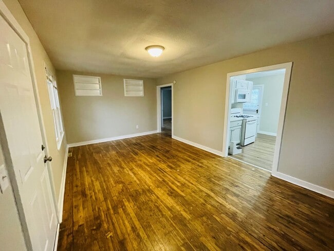 Photo - Fall 2024 remodel! Brand new cabinets, countertops, vanity etc!