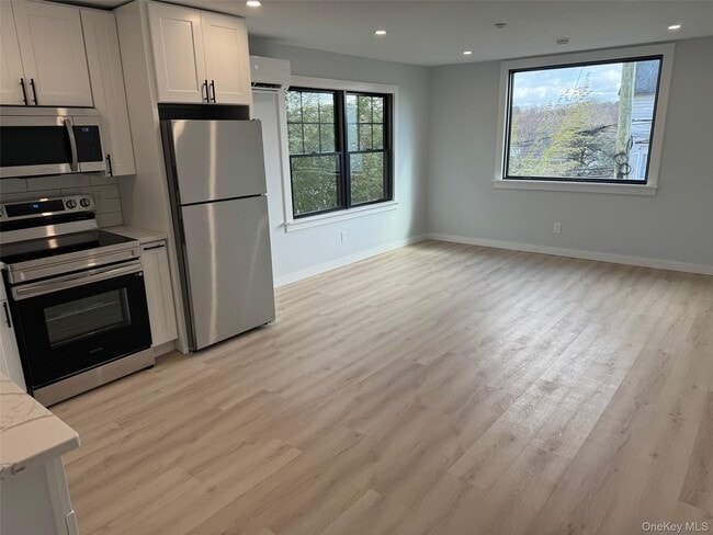 Photo - 544 Locust Ave Unit 1A