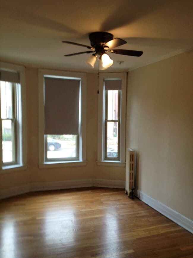 Photo - 322-330 W Washington Blvd