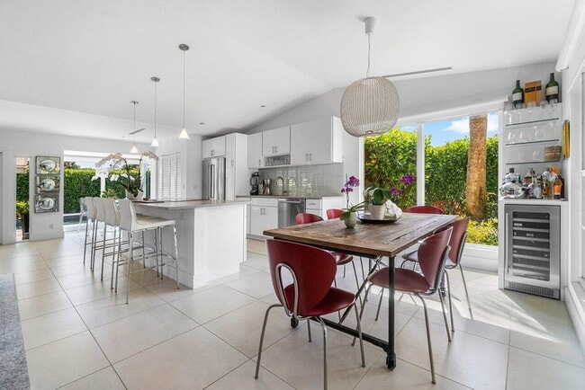 Photo - 2320 Las Casitas Dr