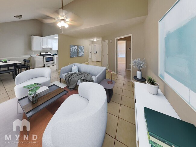 Photo - 725 Cowan Rd