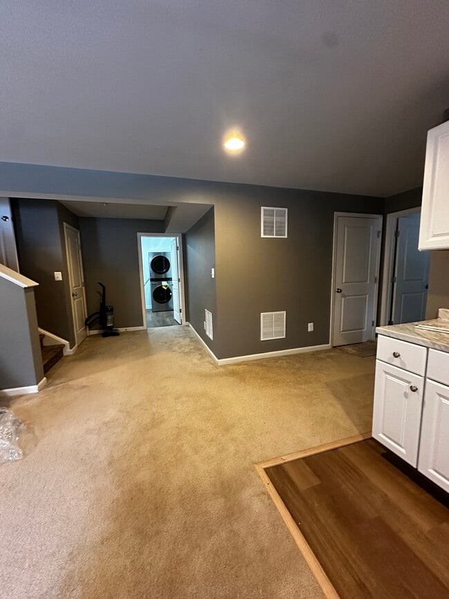 Photo - 15880 Lee Carter Road