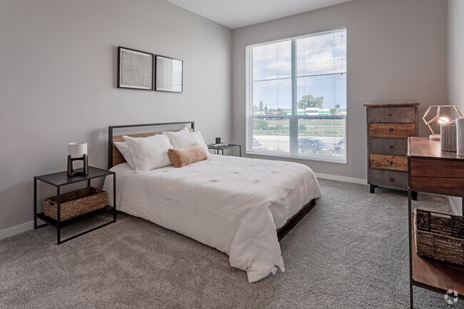2BR, 2BA - Story