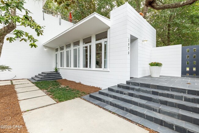 Photo - 2979 S County Hwy 395