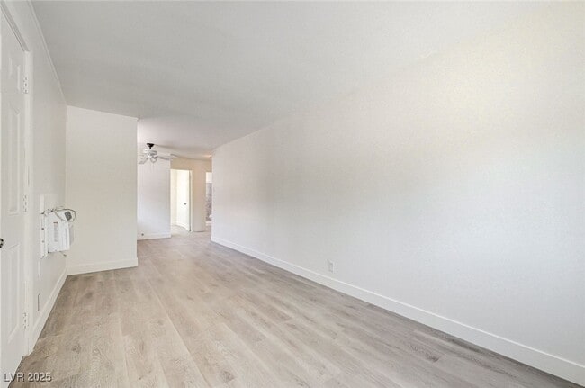 Building Photo - 1405 E Bridger Ave Rental
