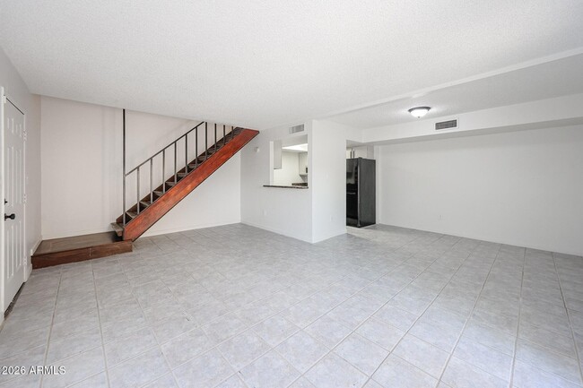 17032 N 16th Dr