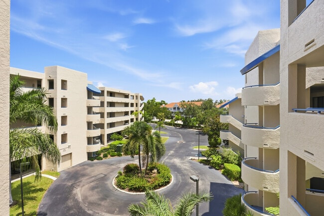 835 S Osprey Ave Unit 312
