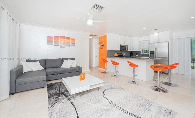 Photo - 906 NE 6th St