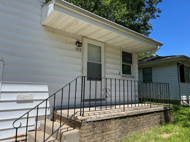 1112-1114 Bryan St - 1112-1114 Bryan St Apartment Unit 1112 Bryan