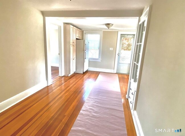 Photo - 54 1st St