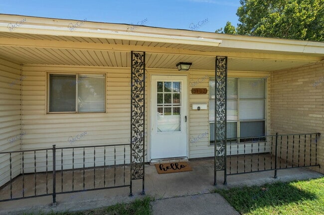 Photo - 5107 Parklane Dr