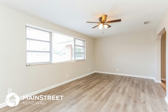 Photo - 6603 Syringa Ln