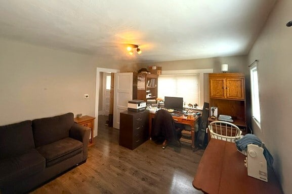 Photo - 200 W 5th Ave