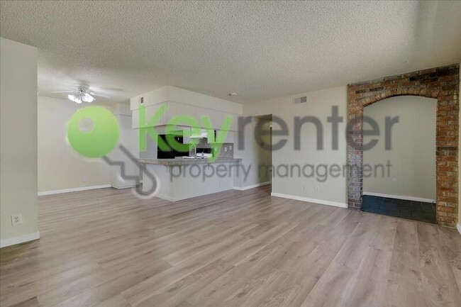 Photo - 2941 Norcade Cir