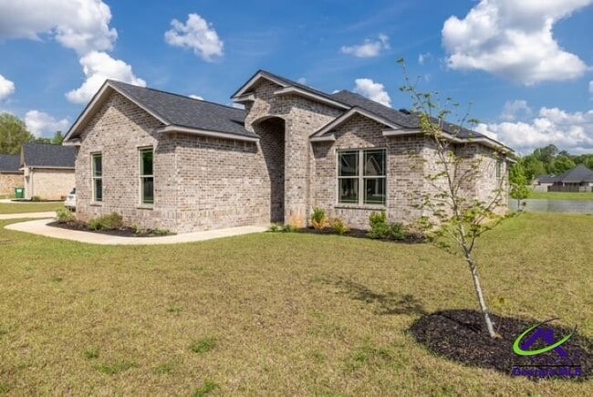 Photo - 112 Gwendolyn Ave