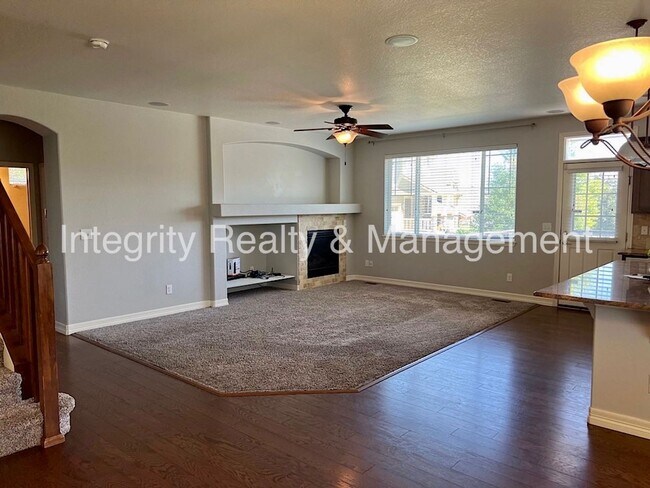 Photo - 6407 S Oak Hill Cir