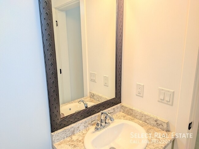 Photo - 419 5th Ave