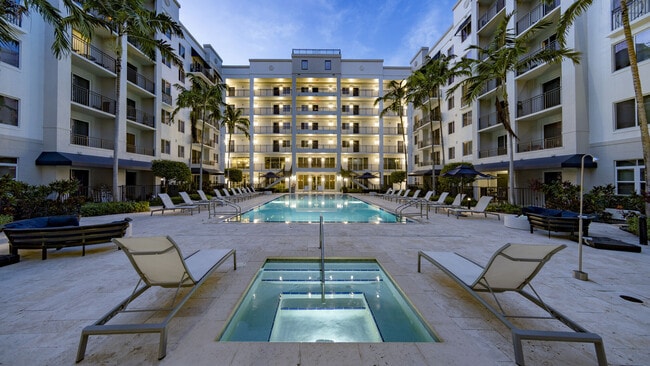 Swimming Pool - Manor in Plantation