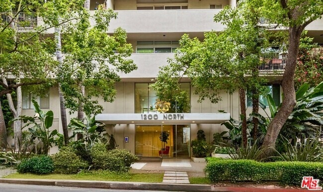 Building Photo - 1200 Flores St Unit 202 Rental