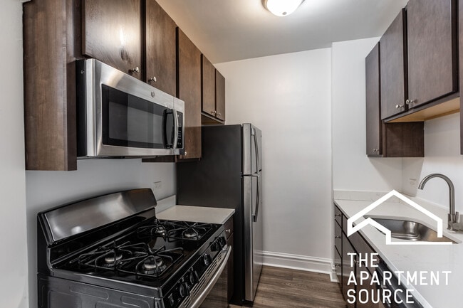 Building Photo - 2926 W Palmer St Unit 205