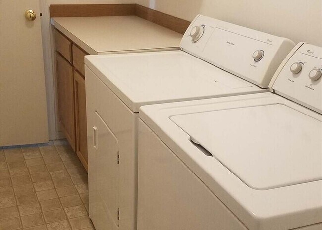 Photo - 939 N Baker Ave Unit 11