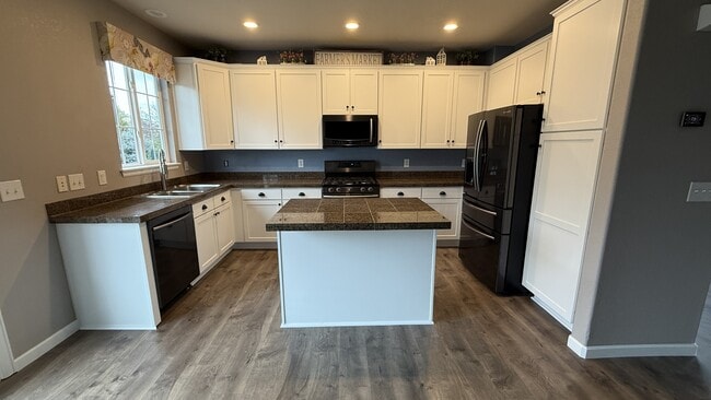 Photo - 7434 Grady Cir