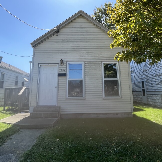 Building Photo - 2904 Duncan St Rental
