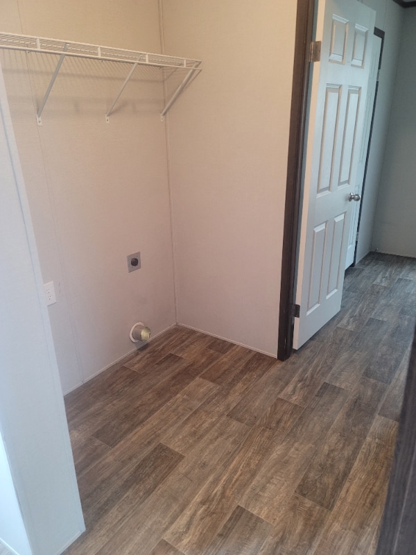 Photo - 13590 Center St