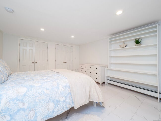 Photo - 74 Lakeview Ave