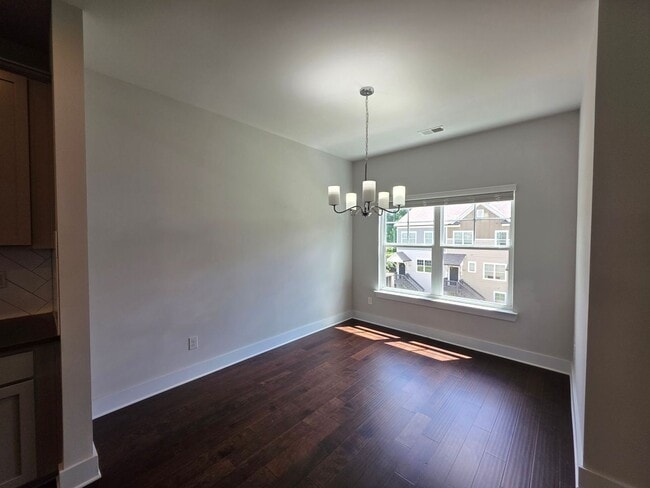 Photo - 3779 Oxford Cir