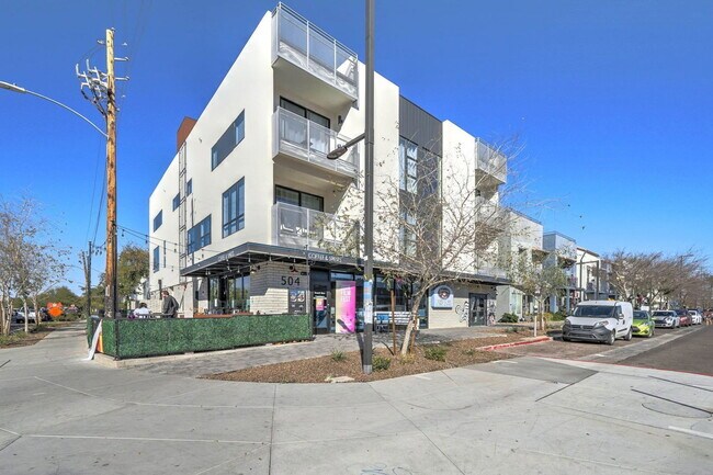 Photo - 504 E Roosevelt St Unidad 1103