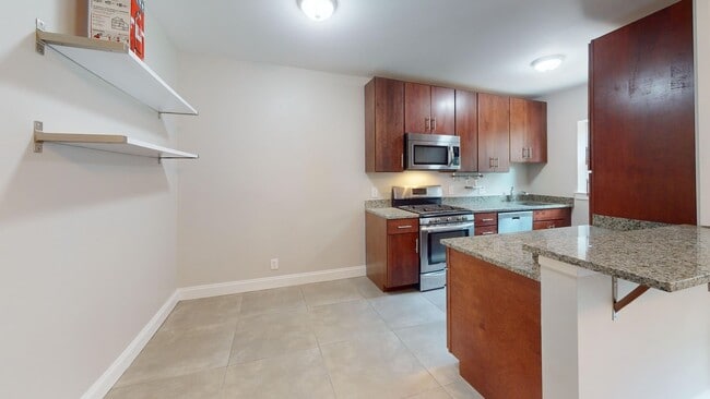 Photo - 2339 40th Pl NW
