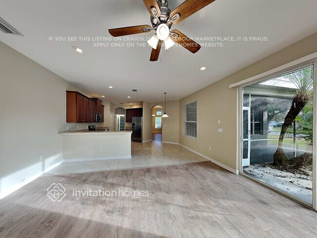 Photo - 12423 25th Ct E