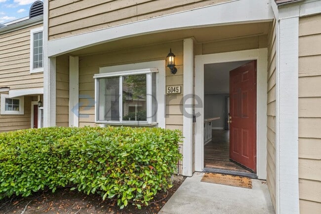 Photo - 5045 Hiller Ln