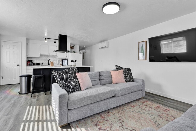 2113 S Owyhee St Unit SI ID1547104P
