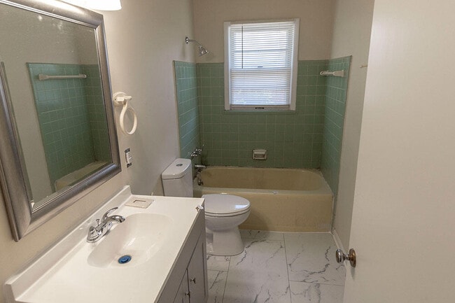 Photo - 1003 Hardin St