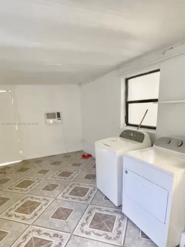 Photo - 1332 NE 177th St