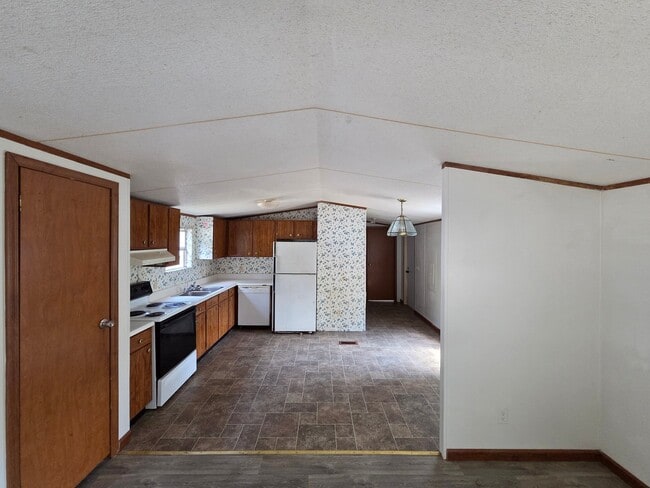 Photo - 410 Brown St