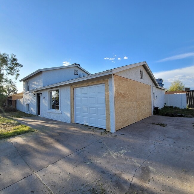 Building Photo - 4718 E Alta Vista Rd Rental