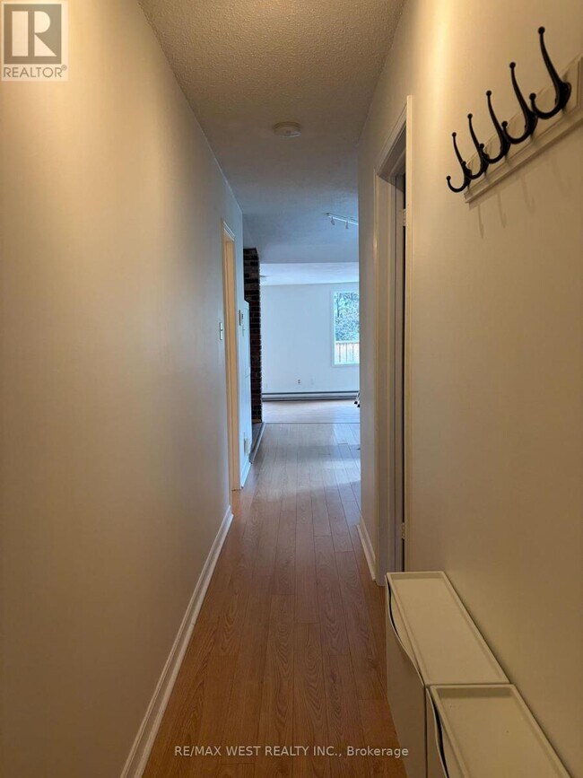 Photo - 1538 King St W Unit #2