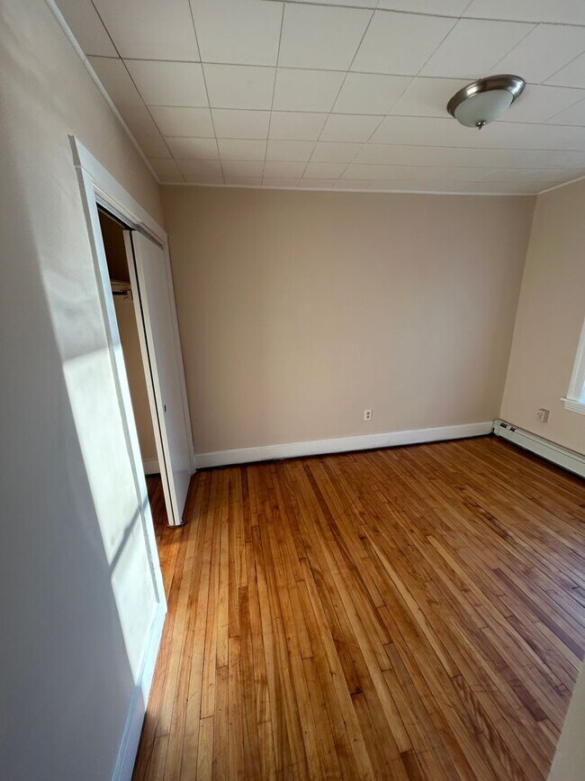 Photo - 1 Hitchcock Rd Unit 4