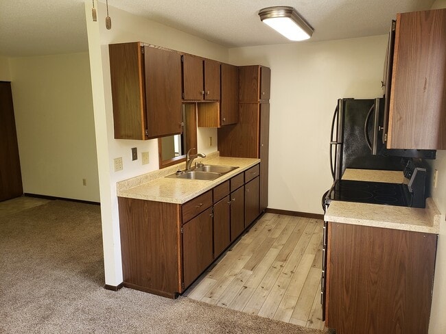 Photo - 1918 E 3rd St Unidad A